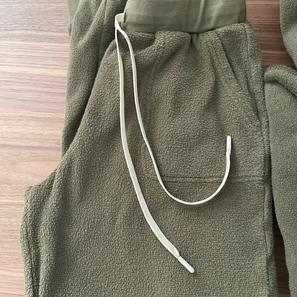 Outerknown High tide Sweatpants and Sweatshirt Set! EUC! - Picture 7 of 7